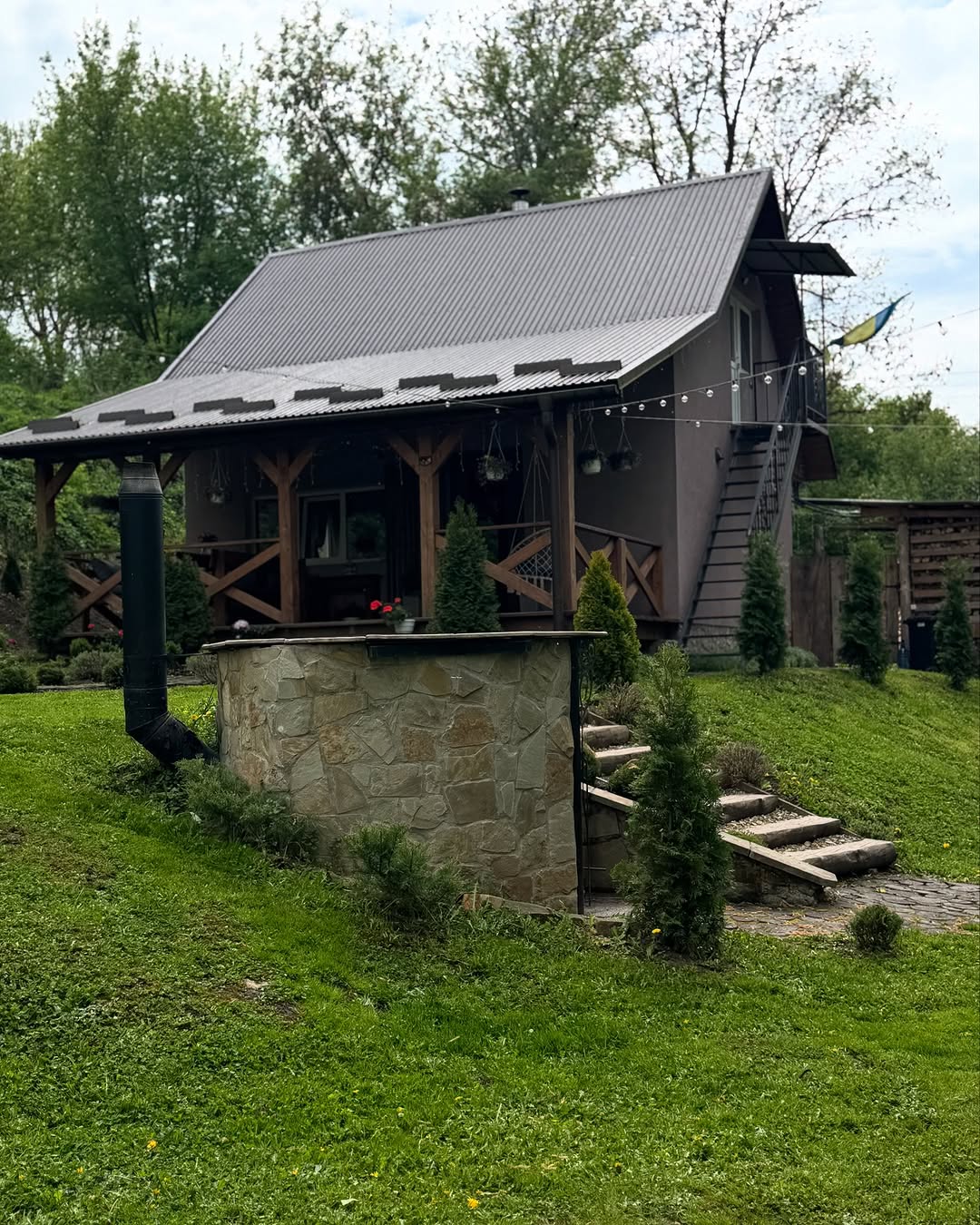 Крайня хата — фото локації для відпочинку у село Козлів, Козівський район, Тернопільська область, фото 1
